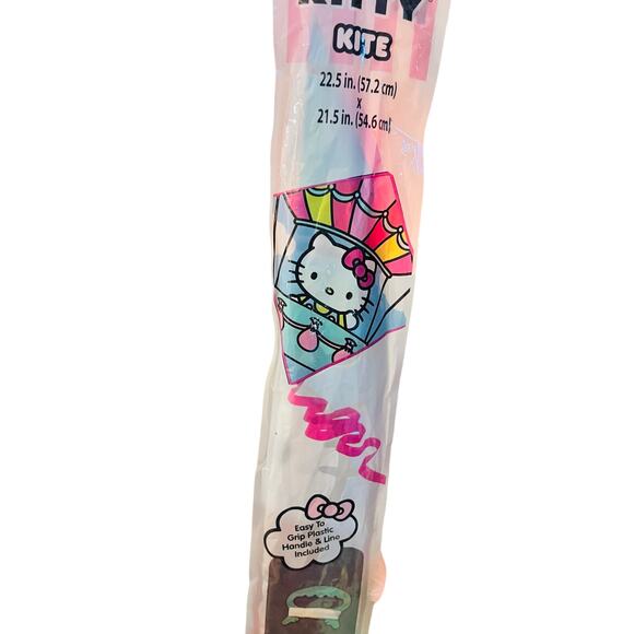 Hello Kitty storage bin Easter bundle 60 x 90 strawberry soft throw - Picture 9 of 13